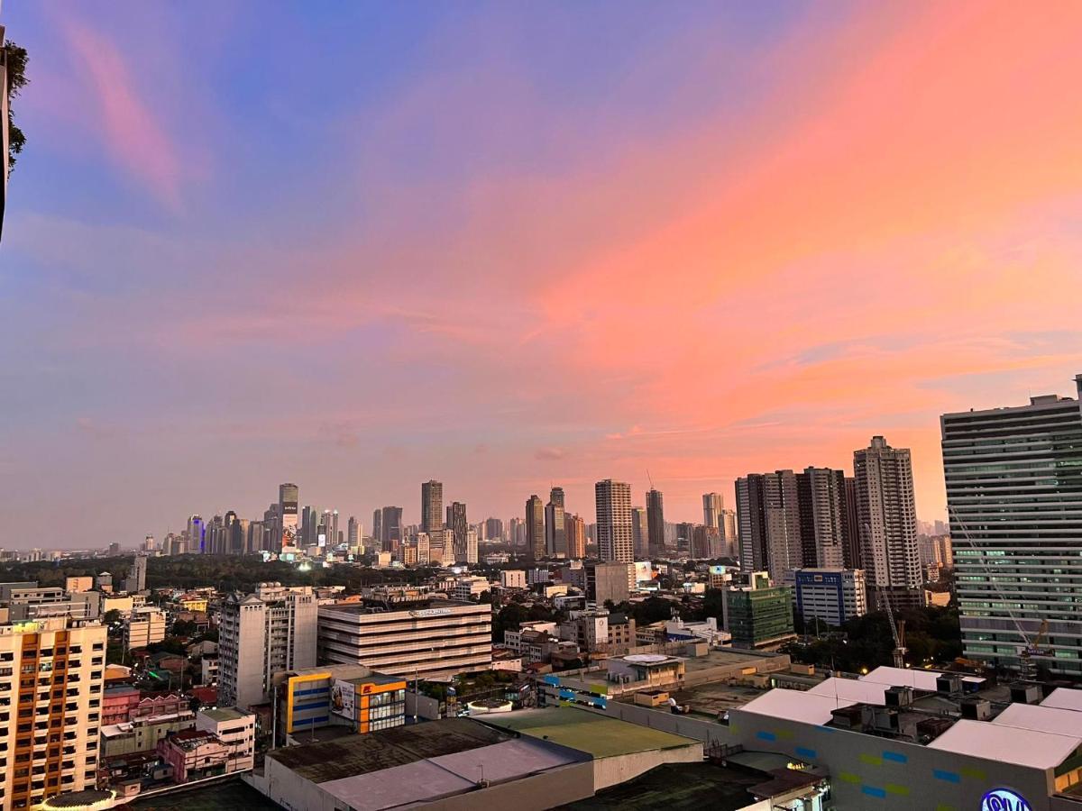 Aparthotel Manhattan Heights Towerb In Araneta Cubao 5Mins Walk To Smart Araneta à Manille Extérieur photo